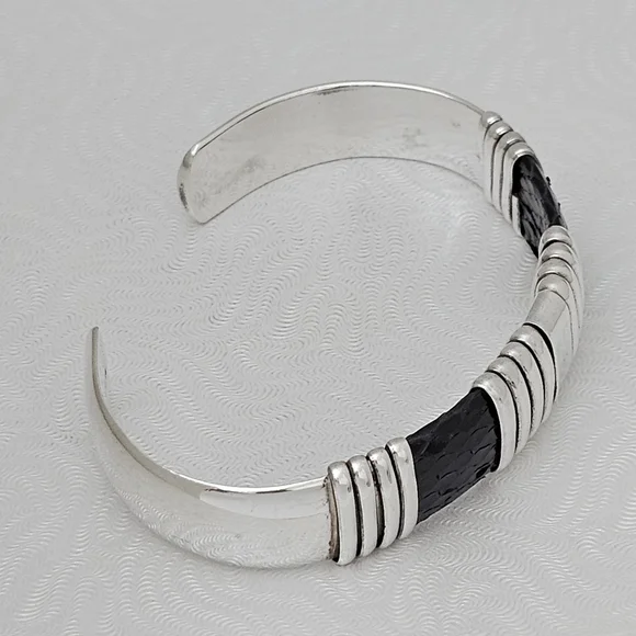 Silpada Super Rare Sterling Silver Black Snakeskin Heavy Cuff  EB430/B0430 - Picture 3 of 16